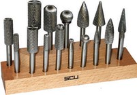 8117 - Assortimento di 16 frese 