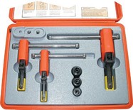 9459GM - In pratica e robusta cassetta di plastica.